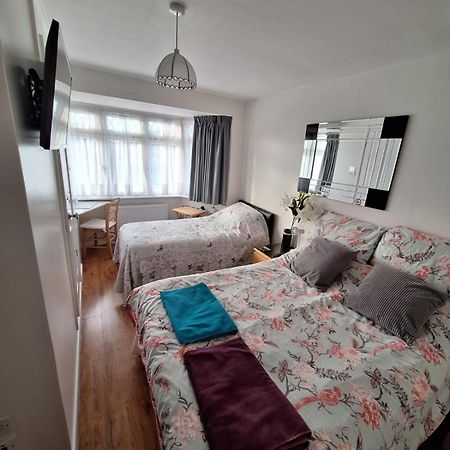 Harrow B & B Eksteriør billede