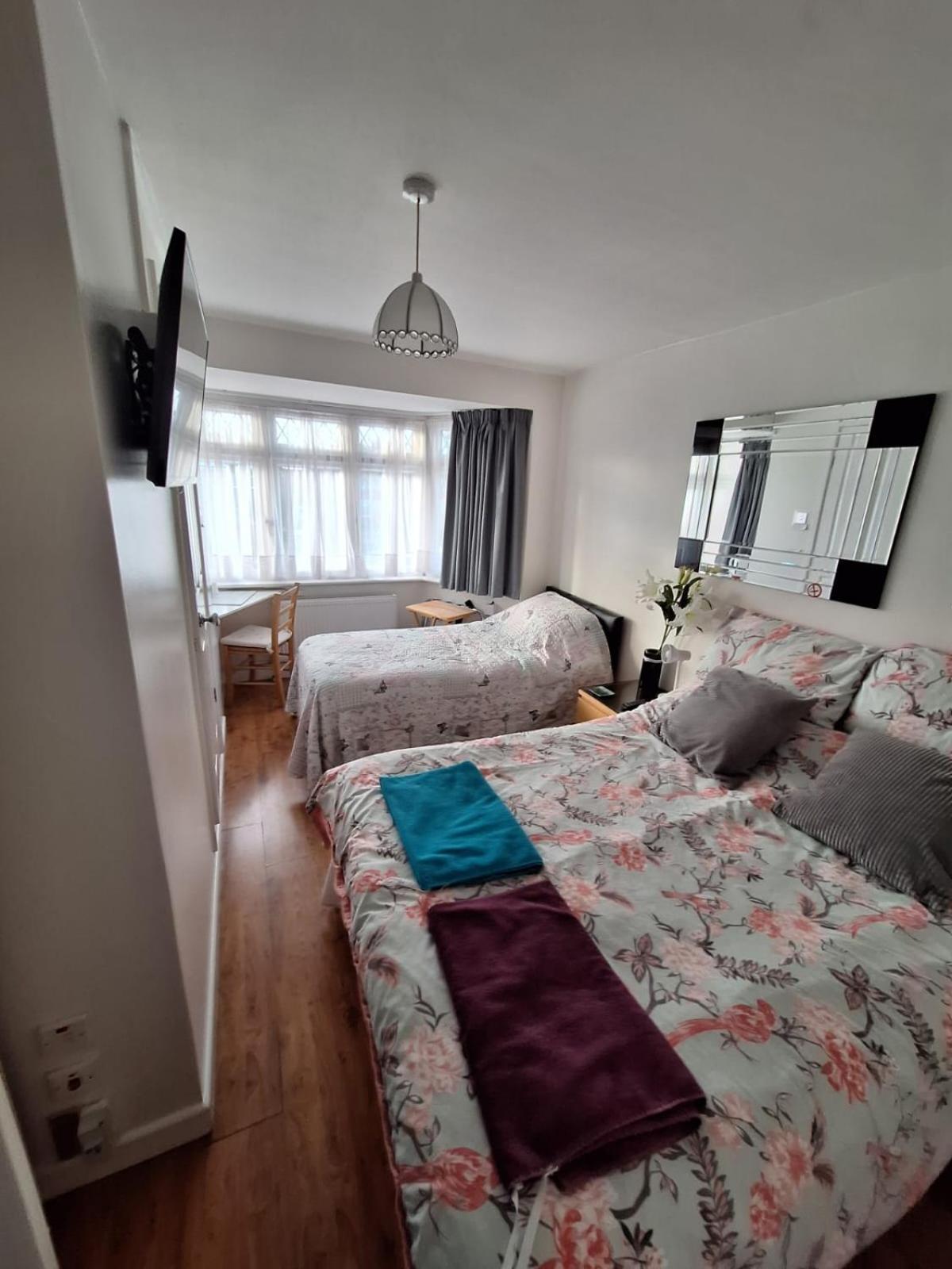 Harrow B & B Eksteriør billede