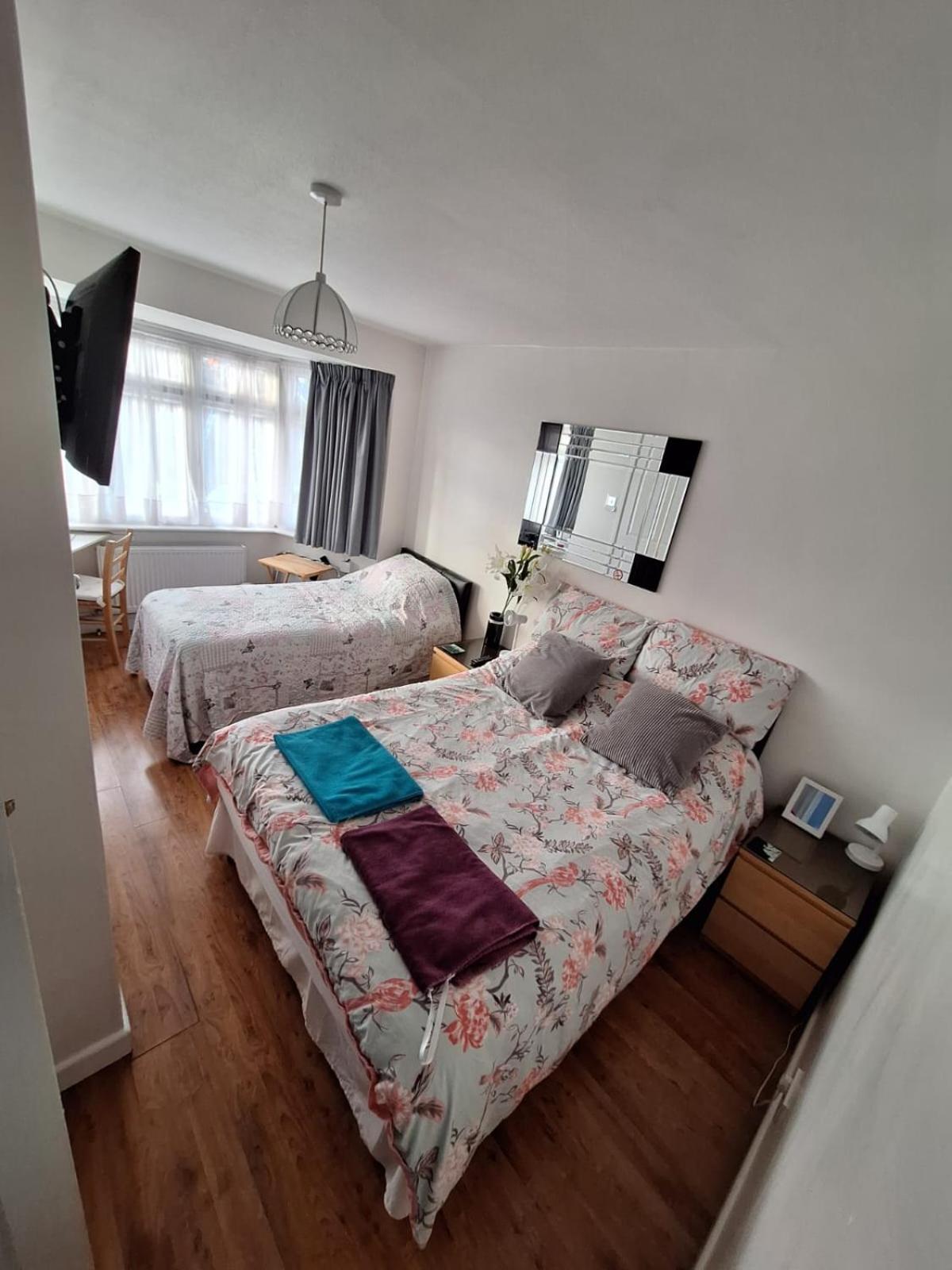 Harrow B & B Eksteriør billede